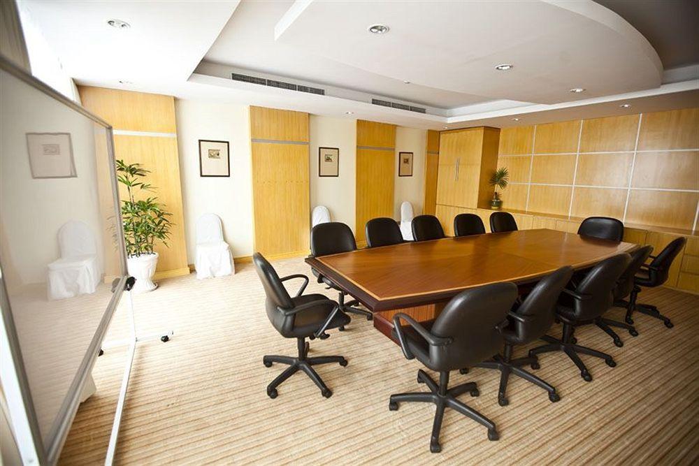 The Hanoi Club Hotel & Residences Екстер'єр фото