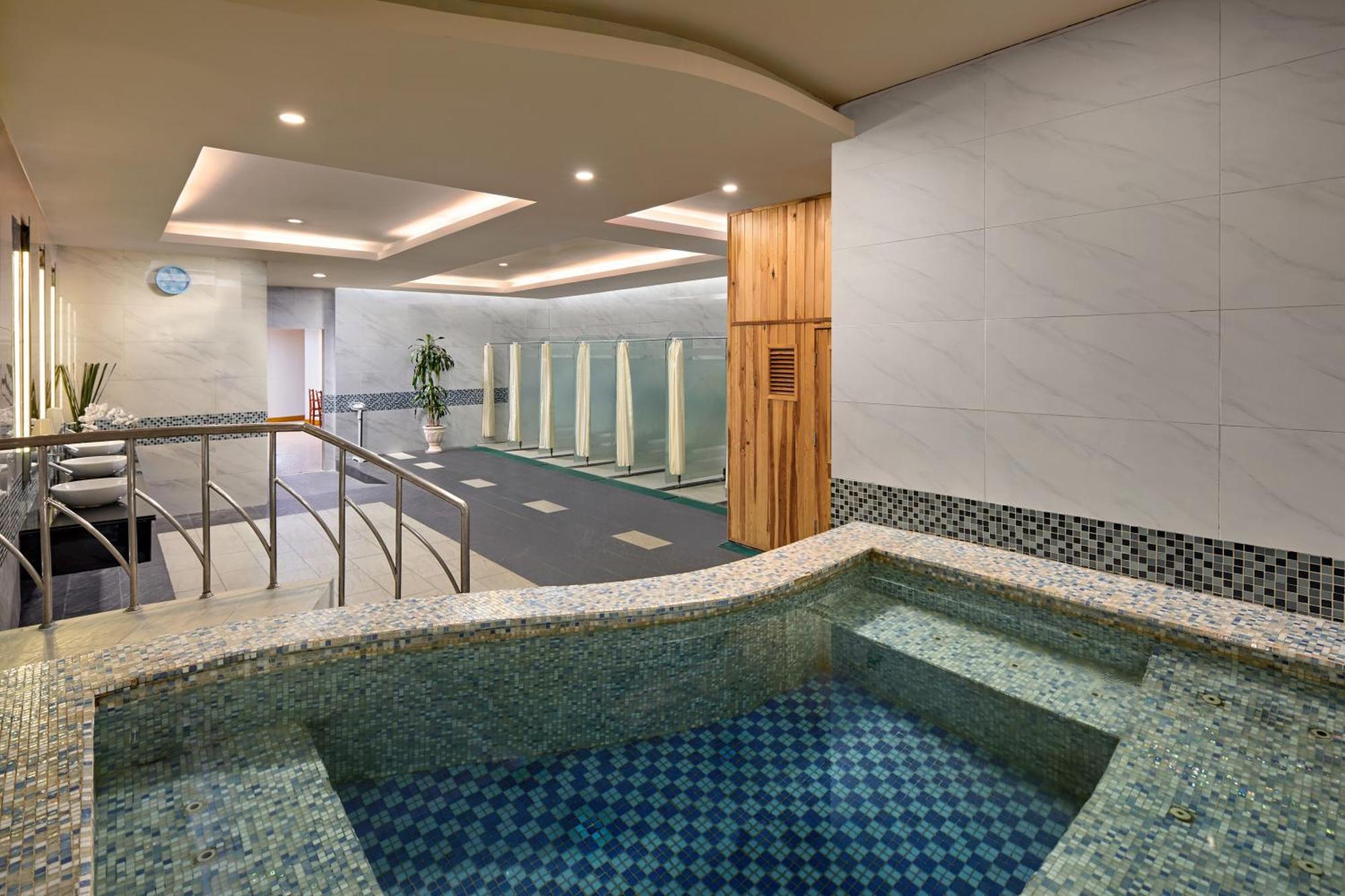 The Hanoi Club Hotel & Residences Екстер'єр фото