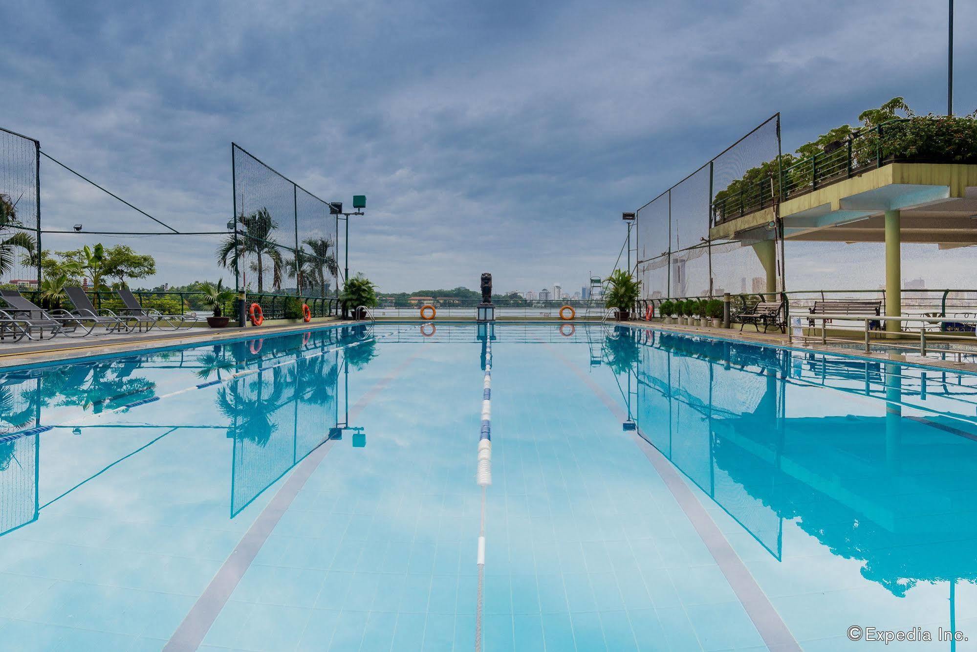 The Hanoi Club Hotel & Residences Екстер'єр фото