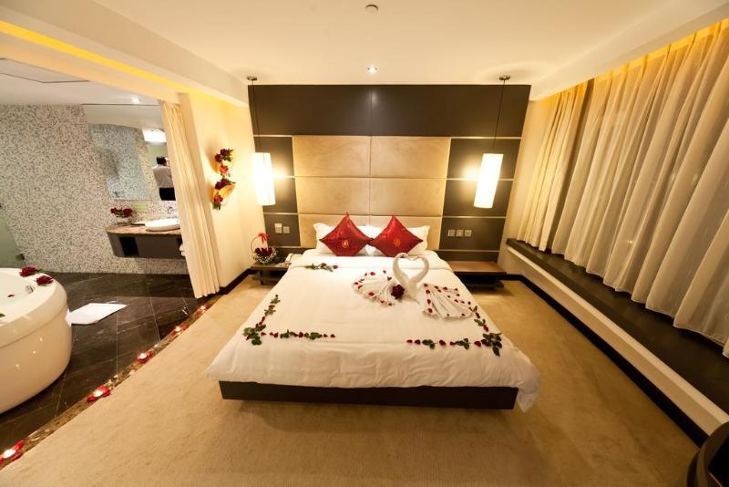 The Hanoi Club Hotel & Residences Екстер'єр фото