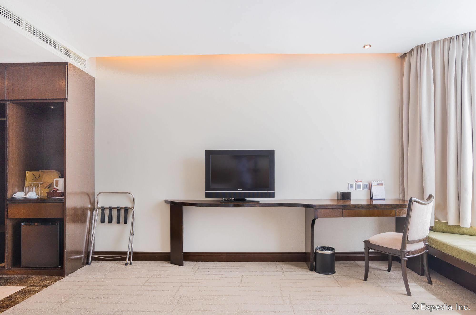 The Hanoi Club Hotel & Residences Екстер'єр фото